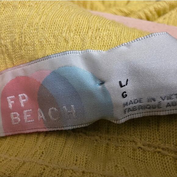 Free People Beach Beyond Obsessed Yellow Romper Size Large EUC - Picture 6 of 6